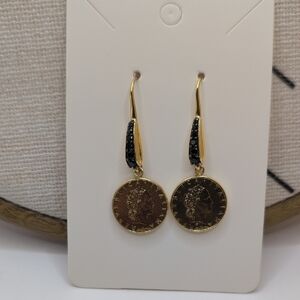 Elegant Goldtone and Black Earrings with Textured Pendants